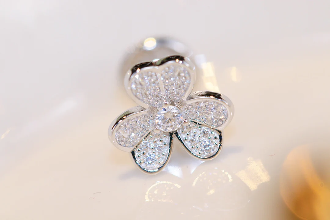 Серьги VCA 056