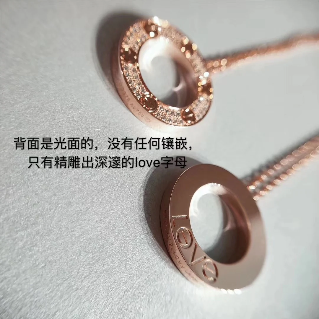 Cartier - Колье с крупной круглой монетой