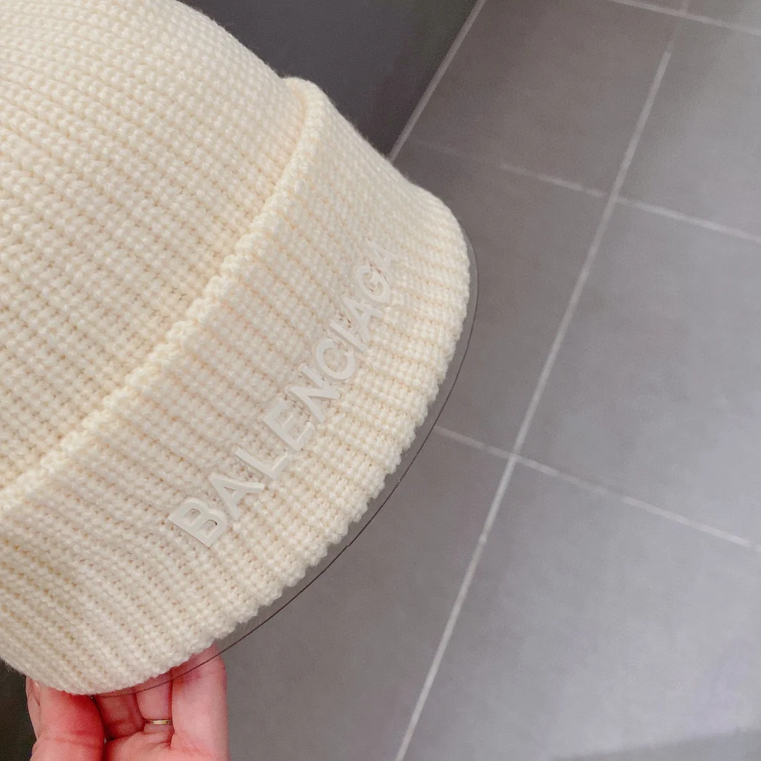 Balenciaga - Вязаная шапка-бини - Унисекс - Белая