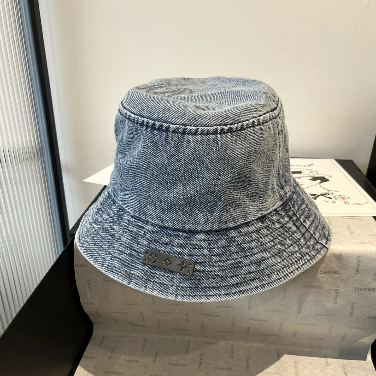 LV - Простая джинсовая панама