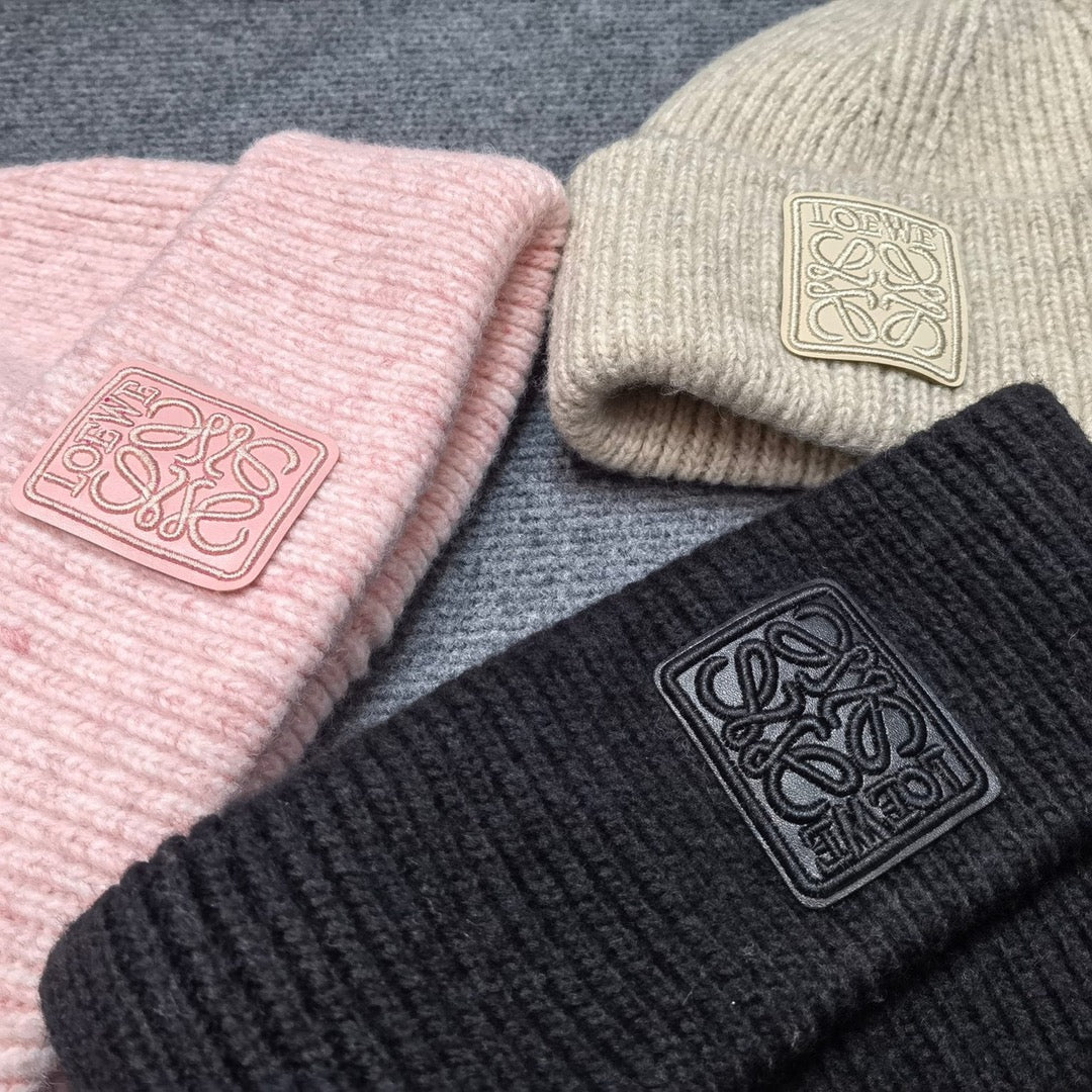 LOEWE - Новая двухслойная вязаная шапка из фактурной шерсти