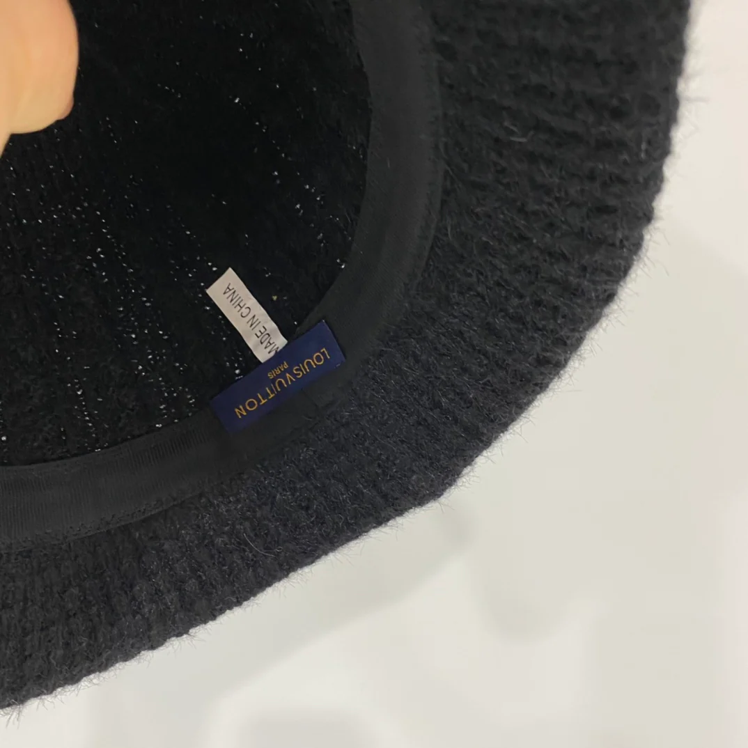 LV - Вязаная рыбацкая шапка - 1