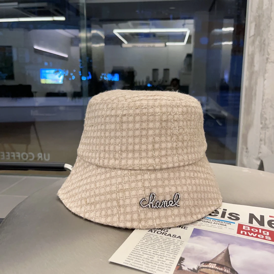 Рыбацкая шляпа в клетку Chanel - абрикосовый цвет