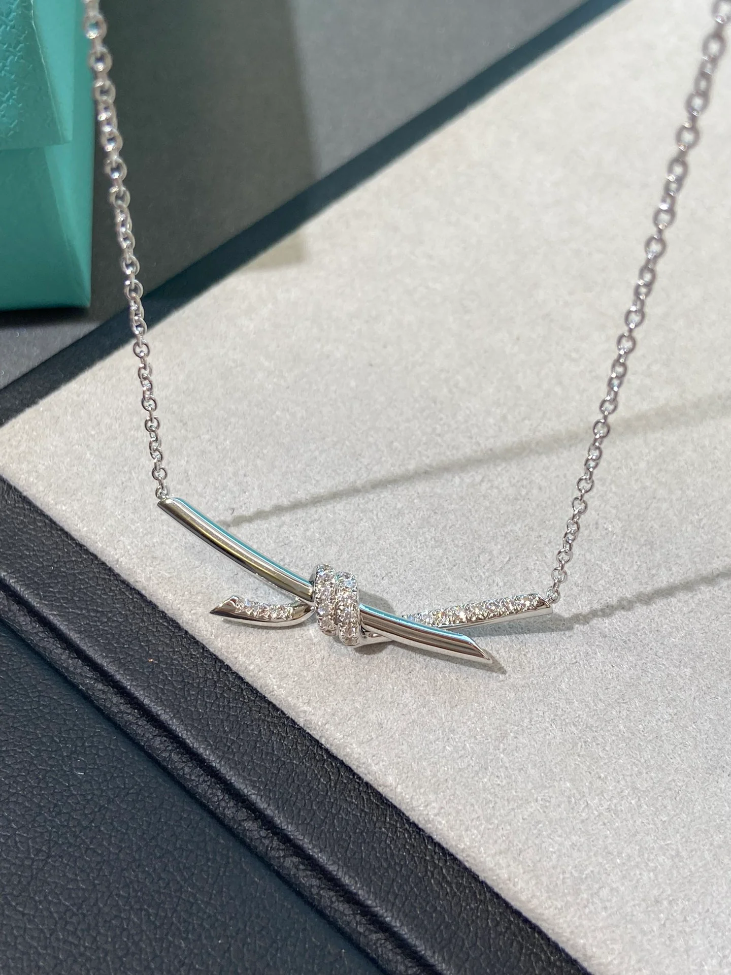 Колье Tiffany 037