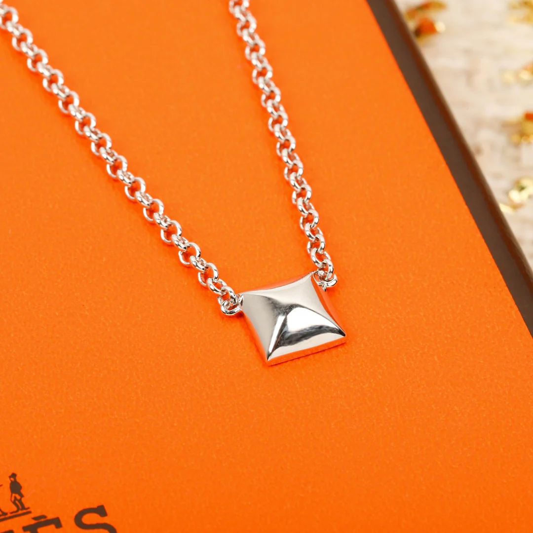 Колье Hermes 025