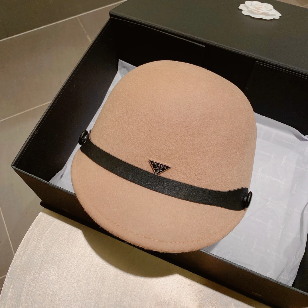 Prada - Шерстяная шляпа для верховой езды - Абрикосовый цвет