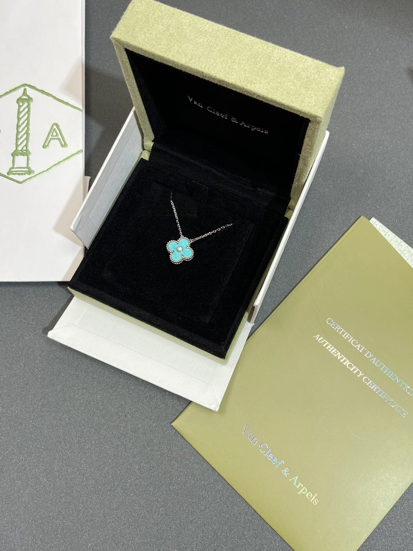 Van Ville - Колье 134