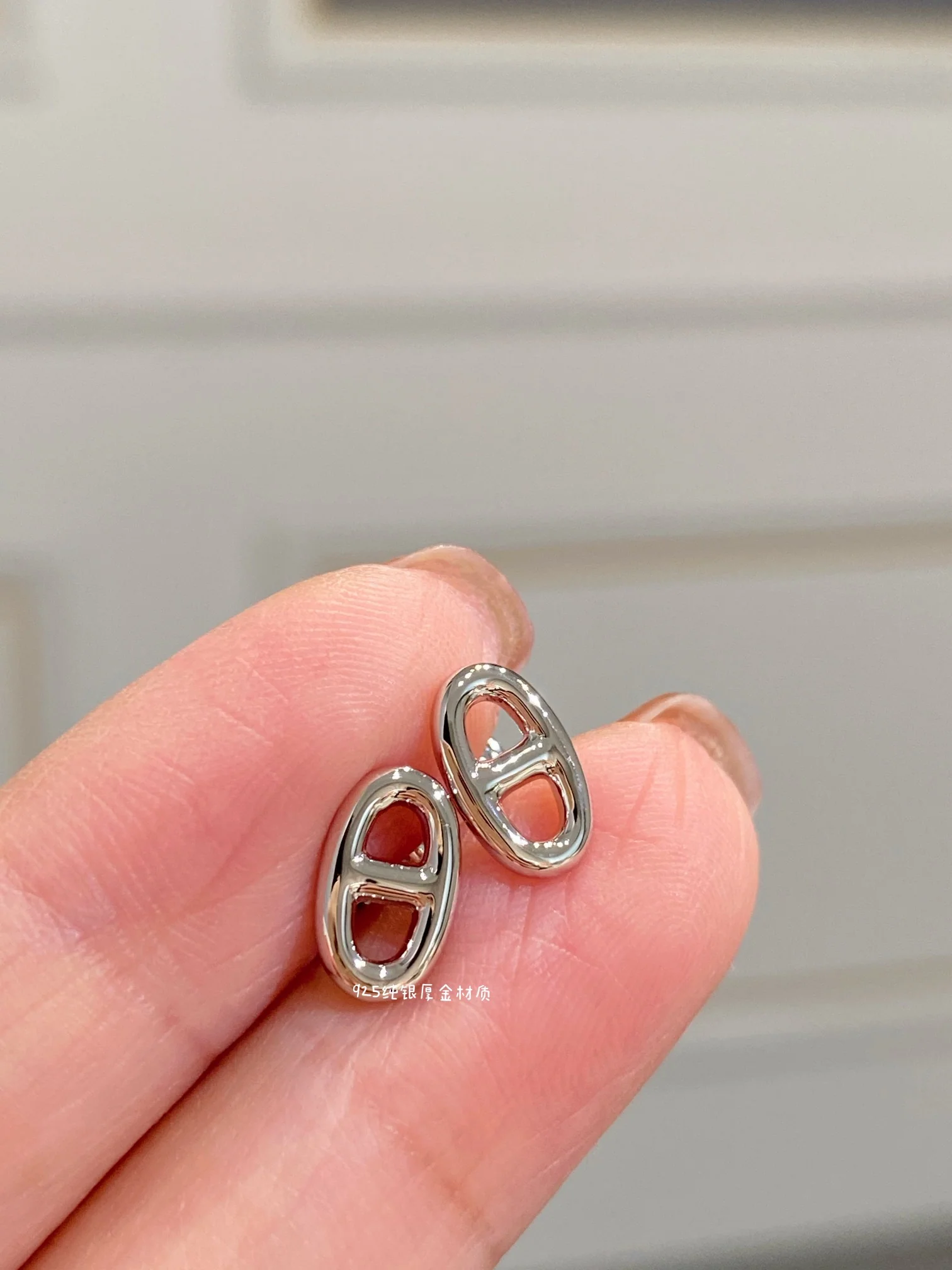 Серьги Hermes - застежки-гвоздики - 3 шт.