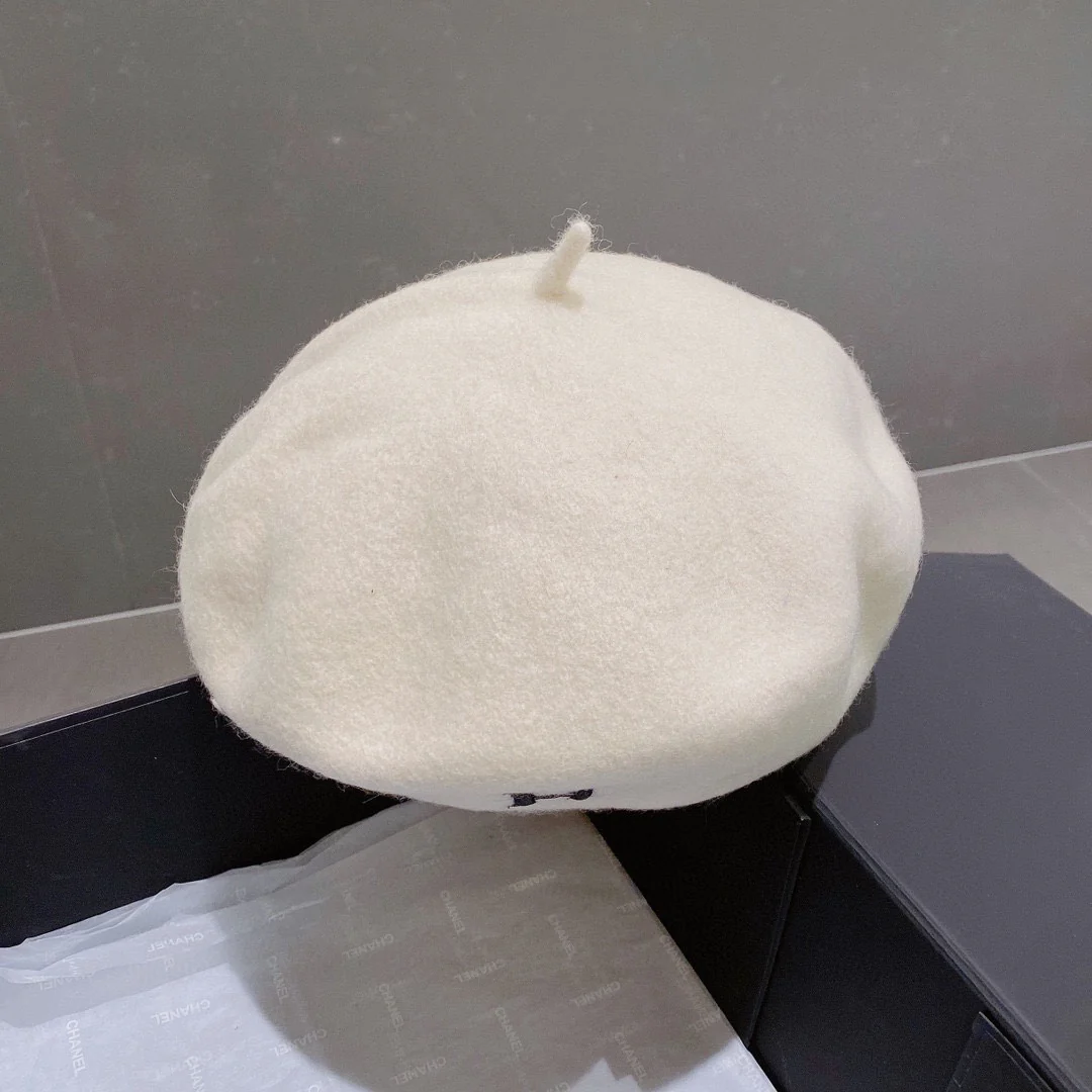 Шерстяной берет Hermes - белый