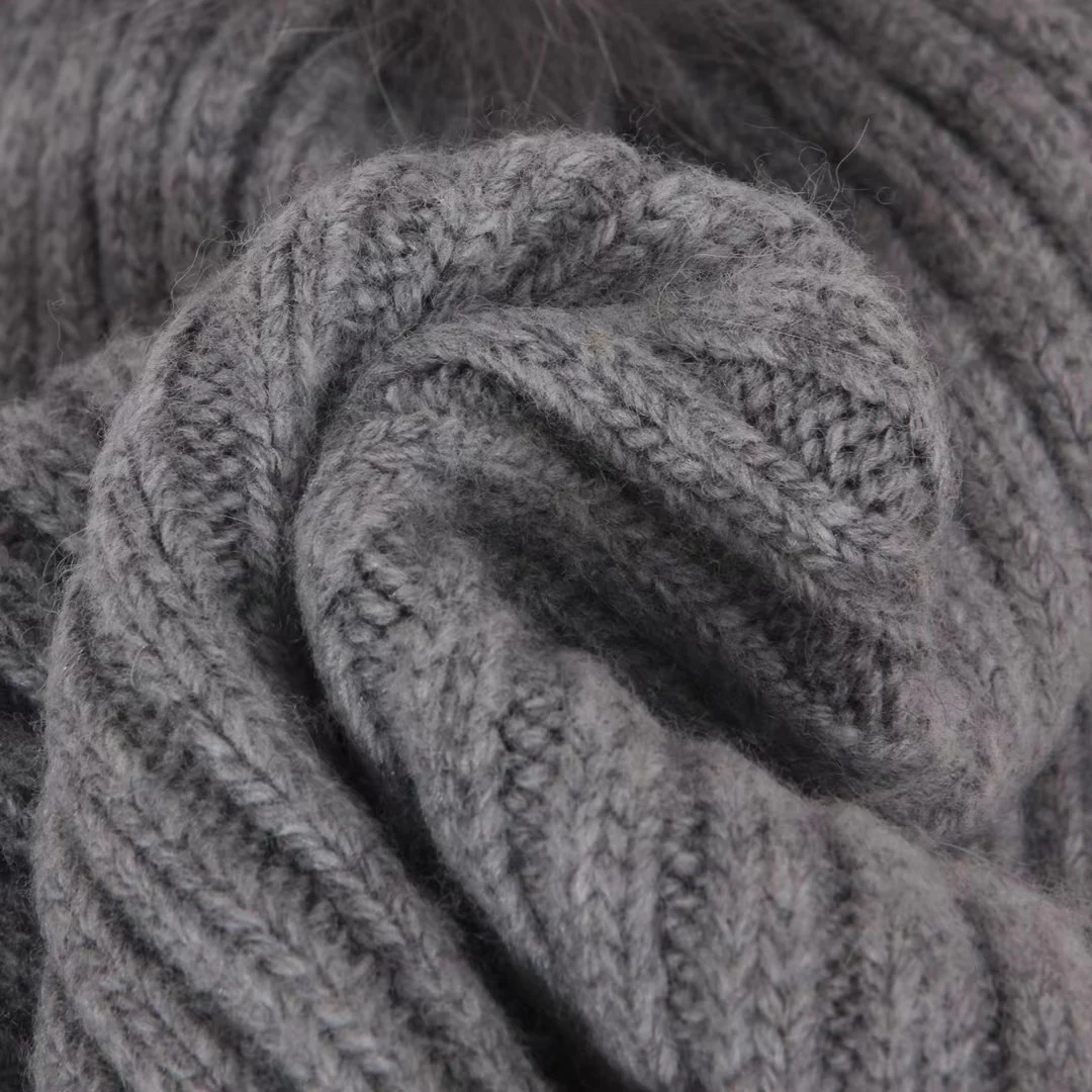 Prada - Вязаная шапка