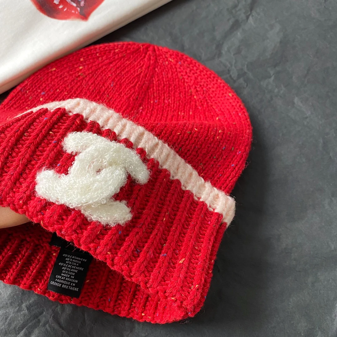 Chanel - Модная шерстяная вязаная шапка - Красная