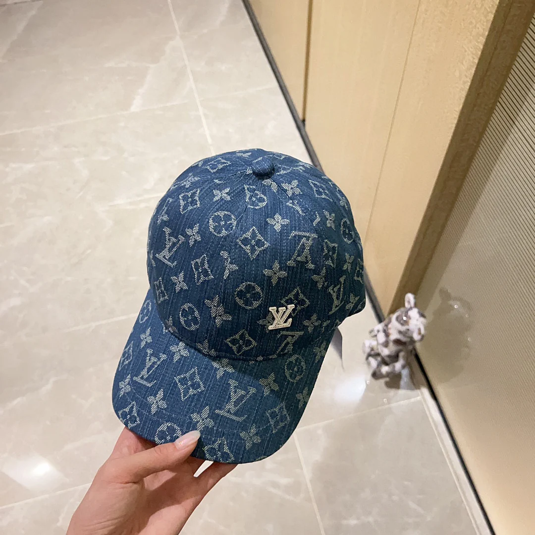 Новинка сезона весна/лето 2023 от LV - Бейсболка - Синяя