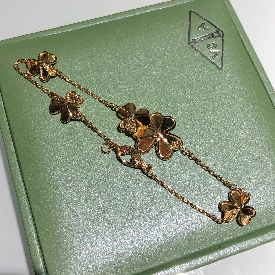 Браслет VCA - 11