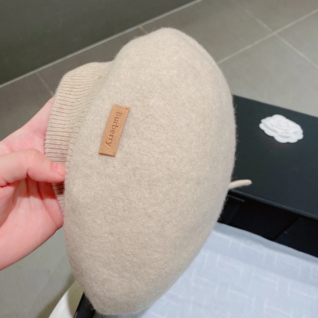 Шерстяной берет Burberry - бежевый - 1