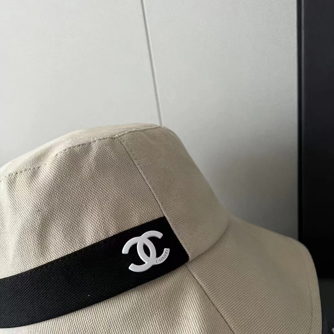 Рыбацкая шляпа Chanel - 1