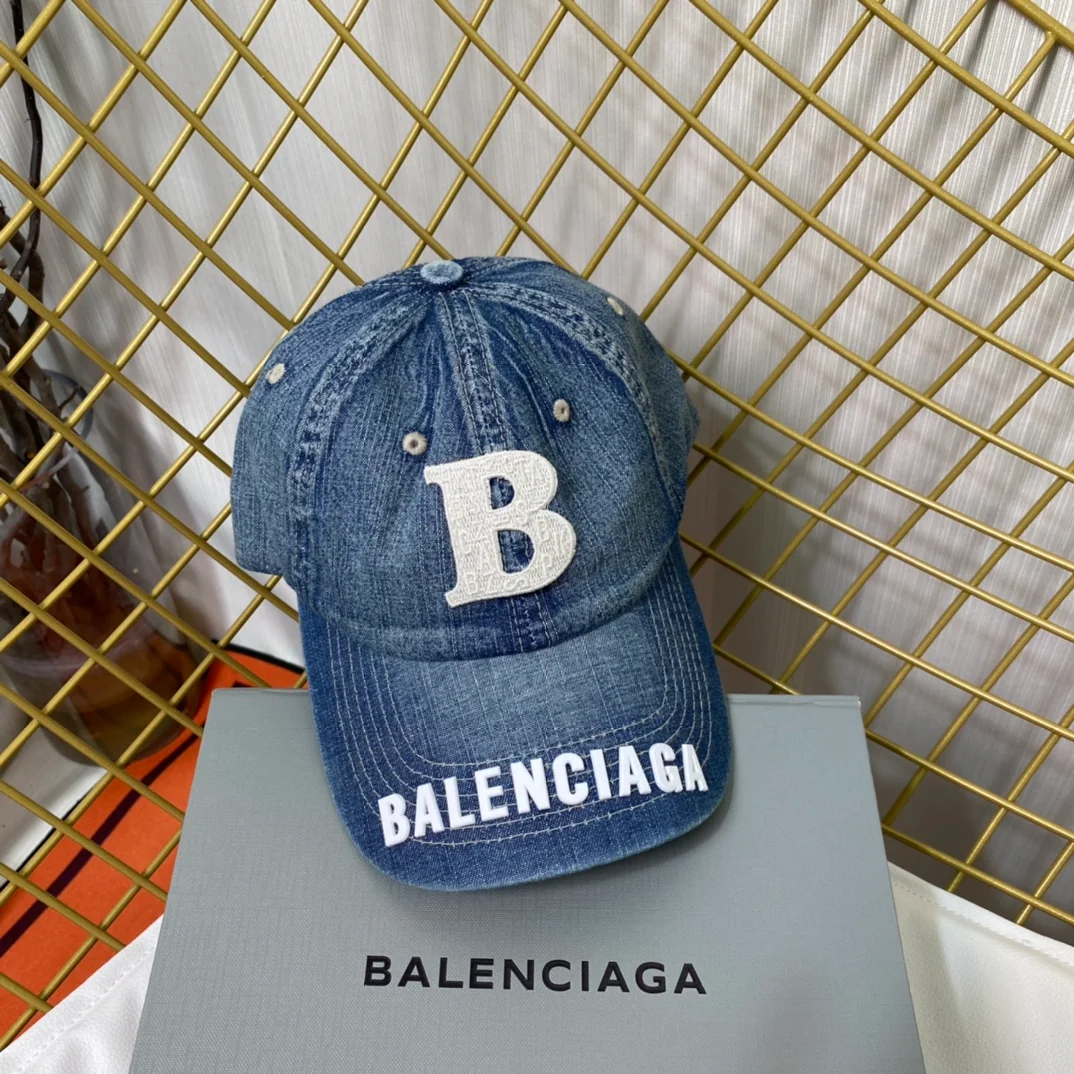 Бейсболка Balenciaga из выстиранного денима - 2
