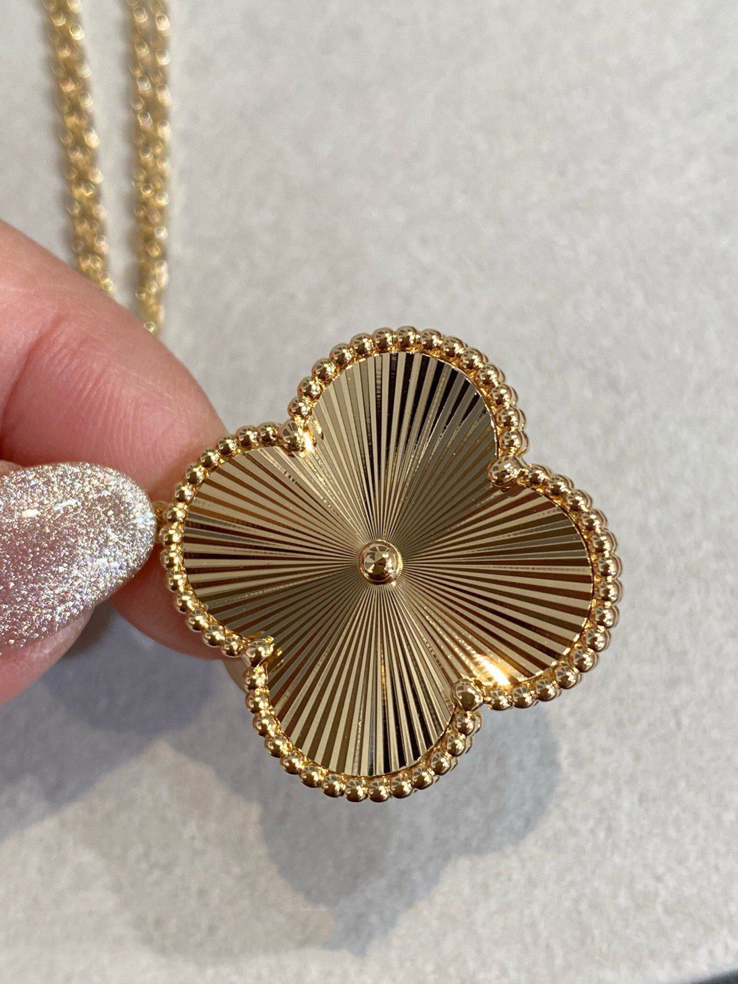 Van Vek - Колье 058