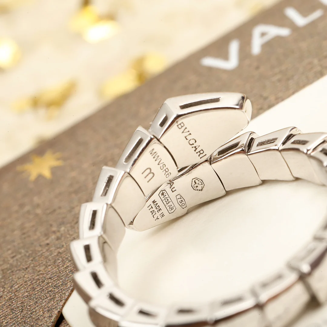 Кольцо Bvlgari 025