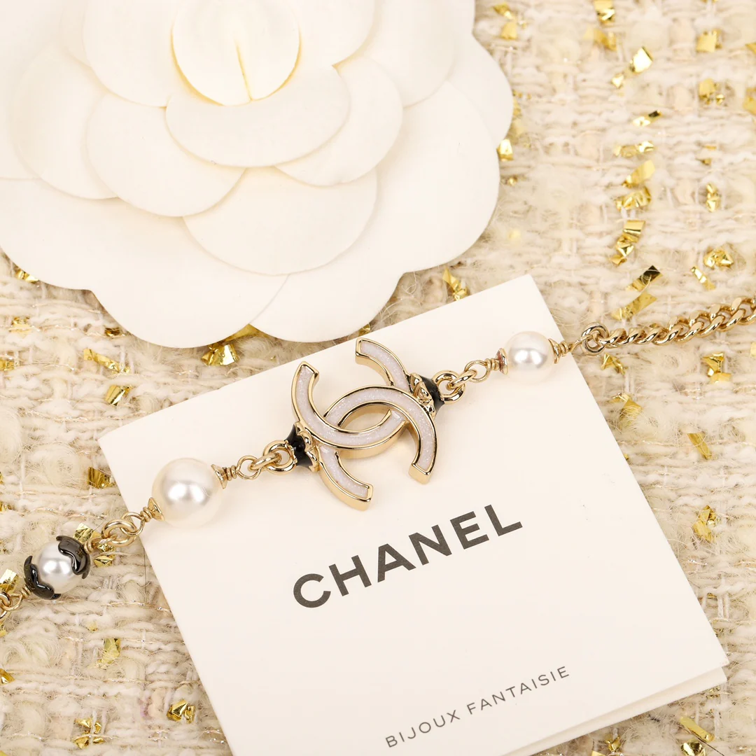 Chanel - Колье 553