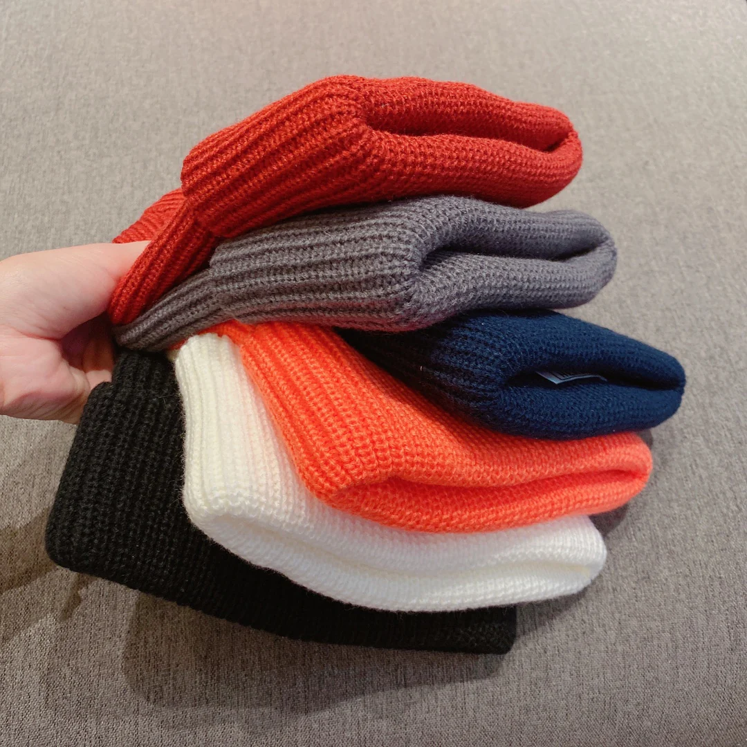 Hermes - Вязаная шапка-бини - Унисекс - Красная