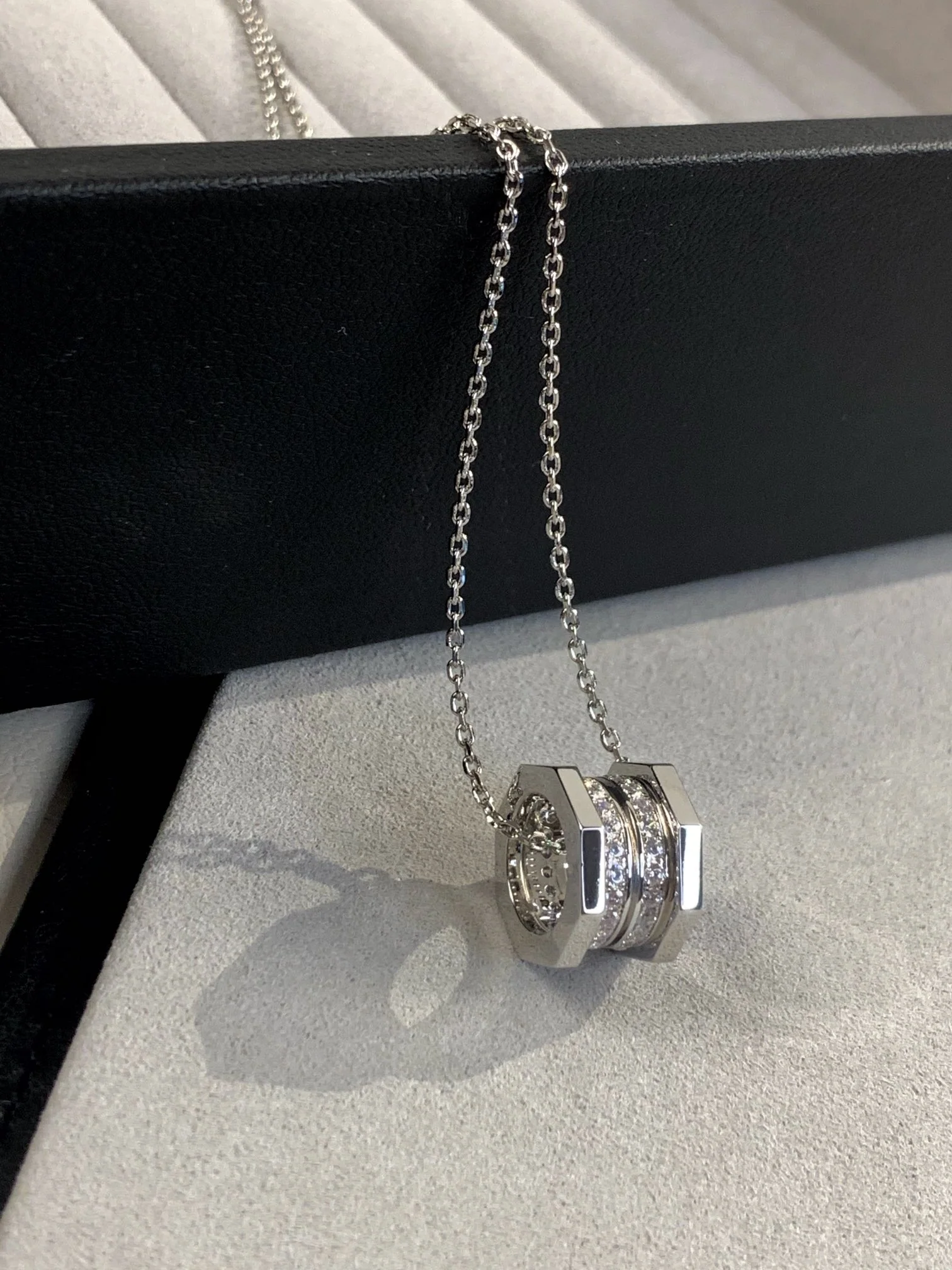 Cartier - Колье 021