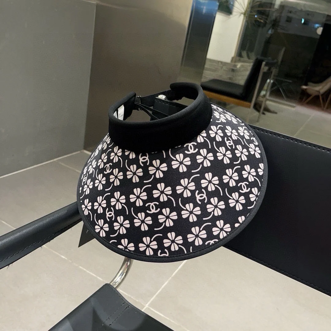 Шляпа Chanel Lucky Grass от солнца