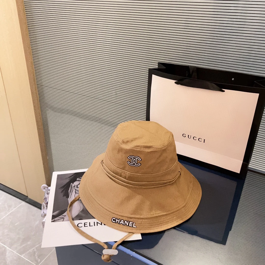 Новинка сезона весна/лето 2023 от Chanel - Широкополая рыбацкая шляпа - Веревочная - Цвет хаки