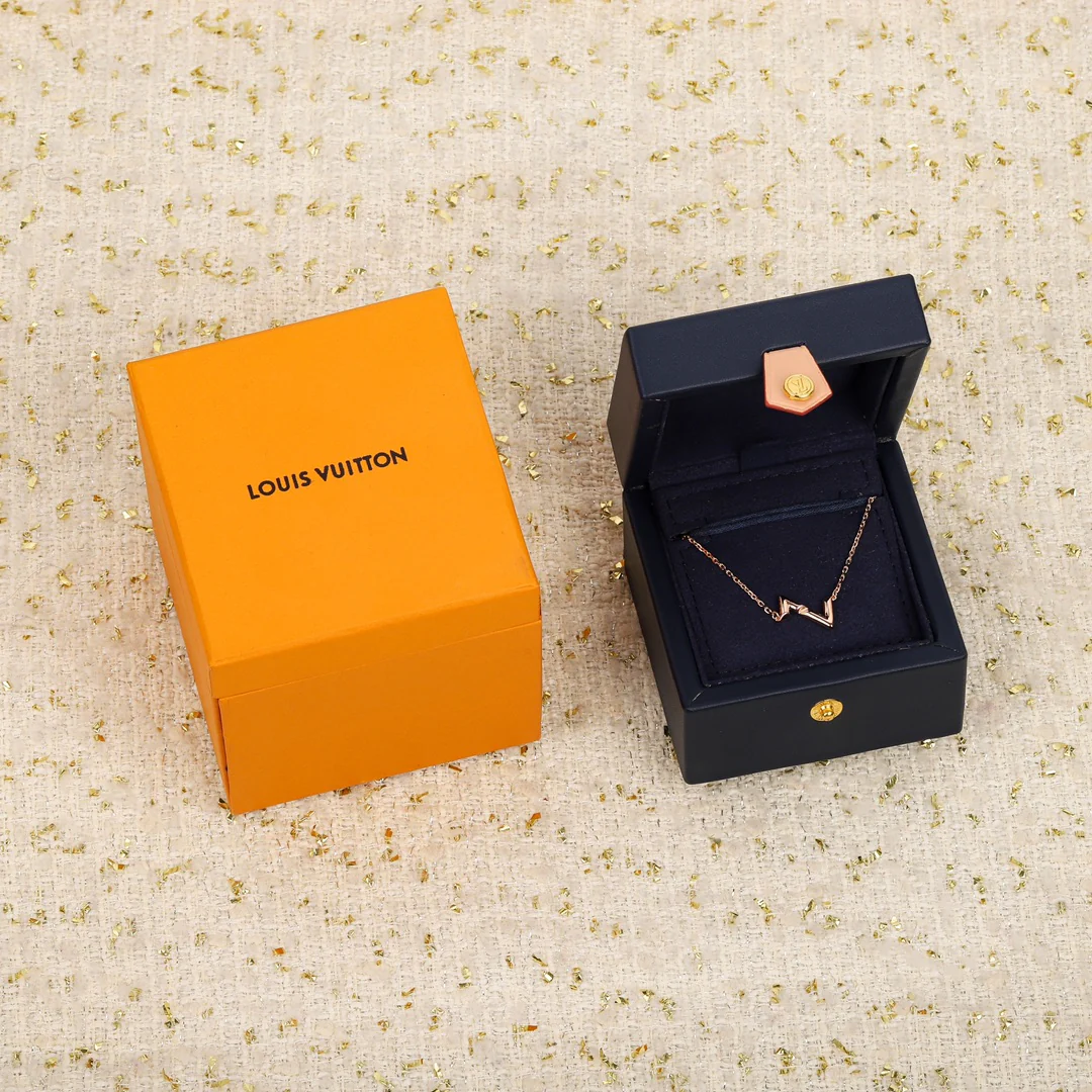 LV-Ожерелье 035