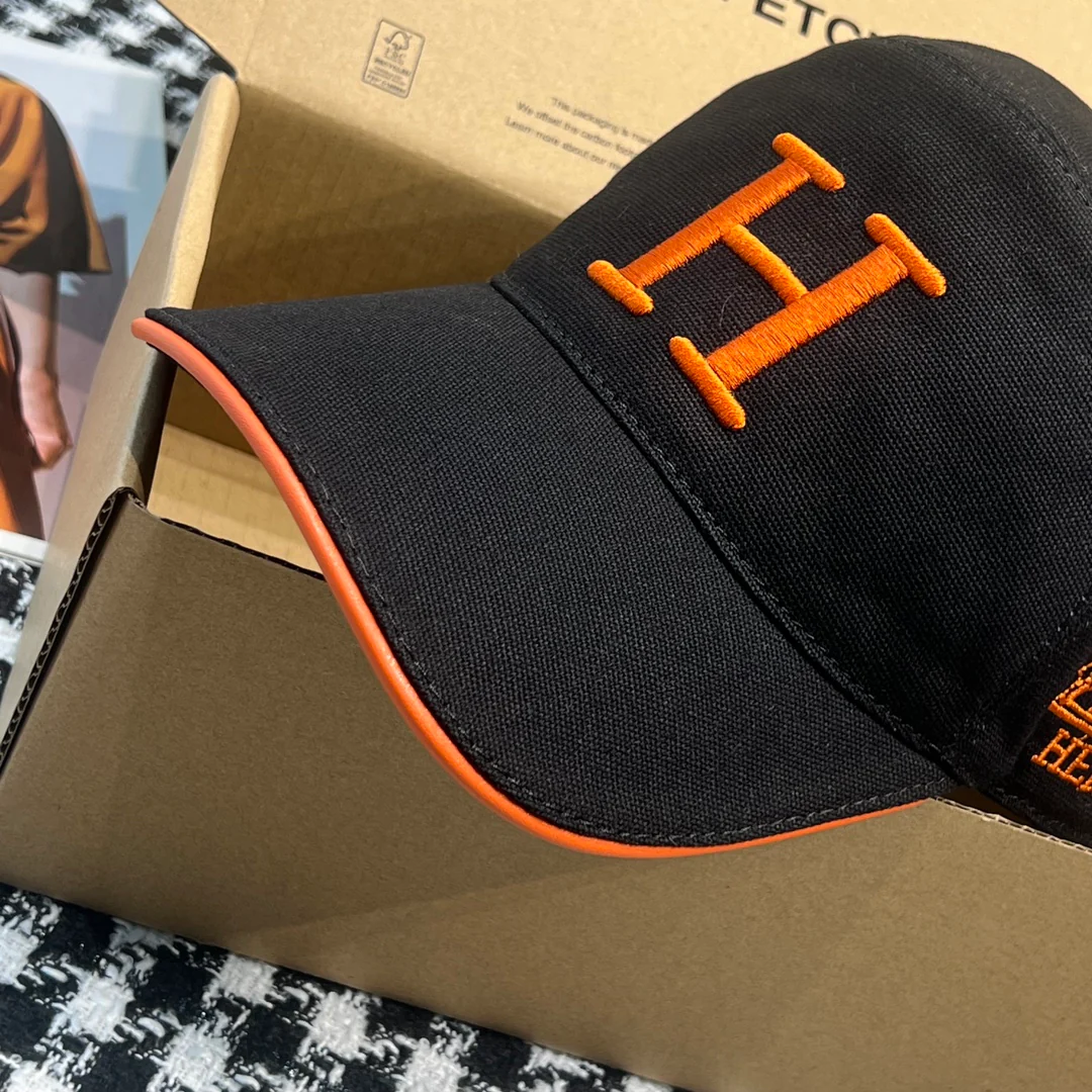 Бейсболка Hermes Big H - черная