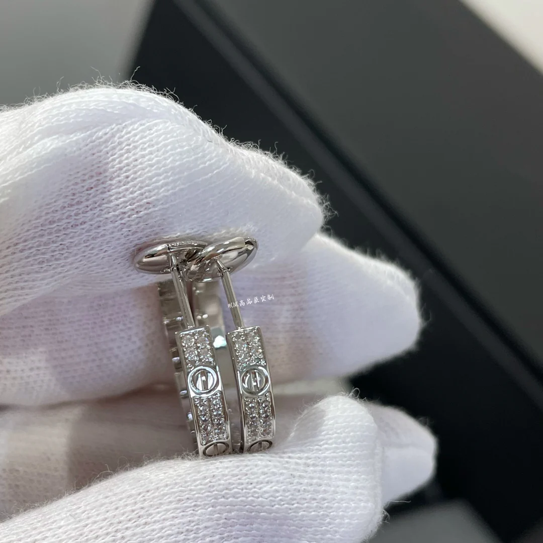 Серьги Cartier 050