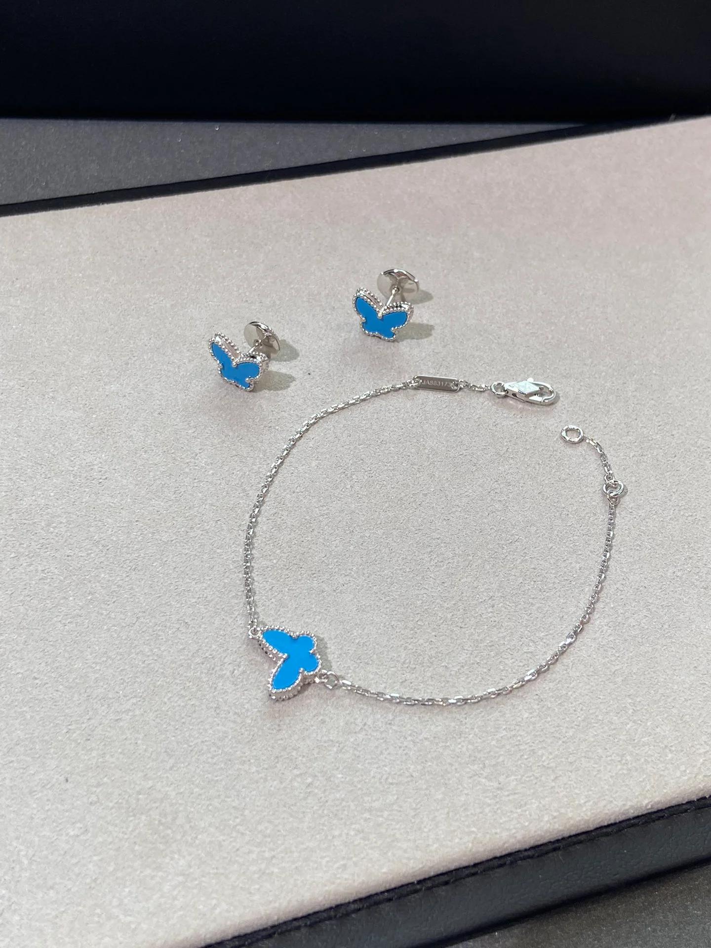 Ван Век - Колье 127