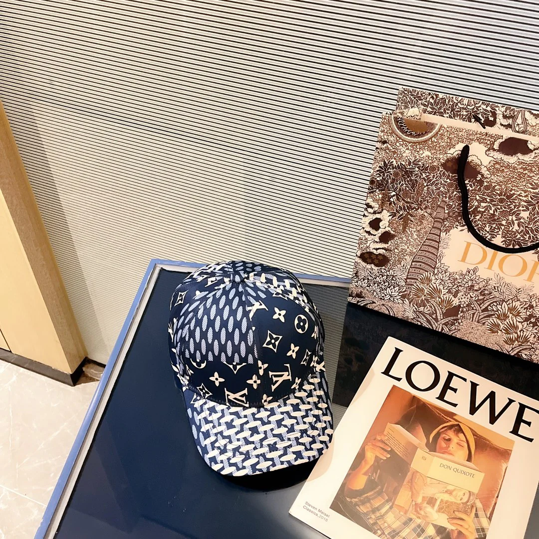 Новинка LV 2022 — бейсболка с узором — 2 цвета — 1