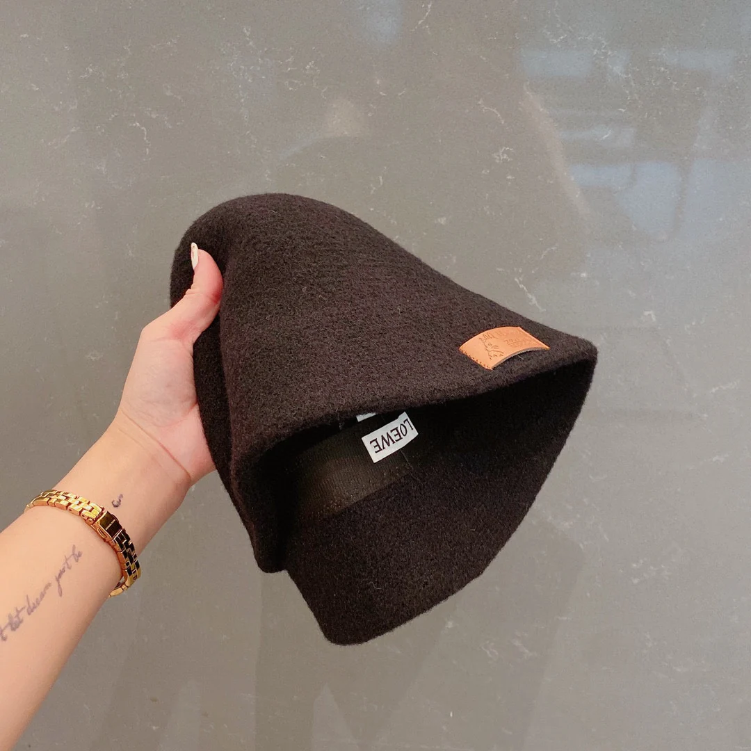 Lolwei - Рыбацкая шапка из кроличьей шерсти - Черная