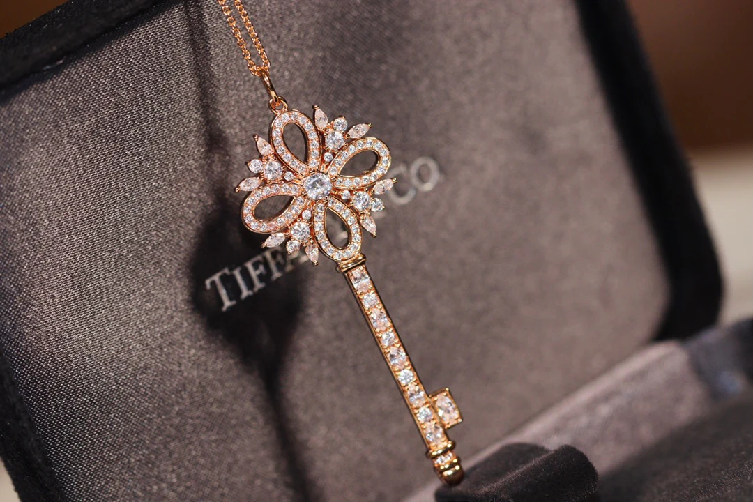 Колье Tiffany 080