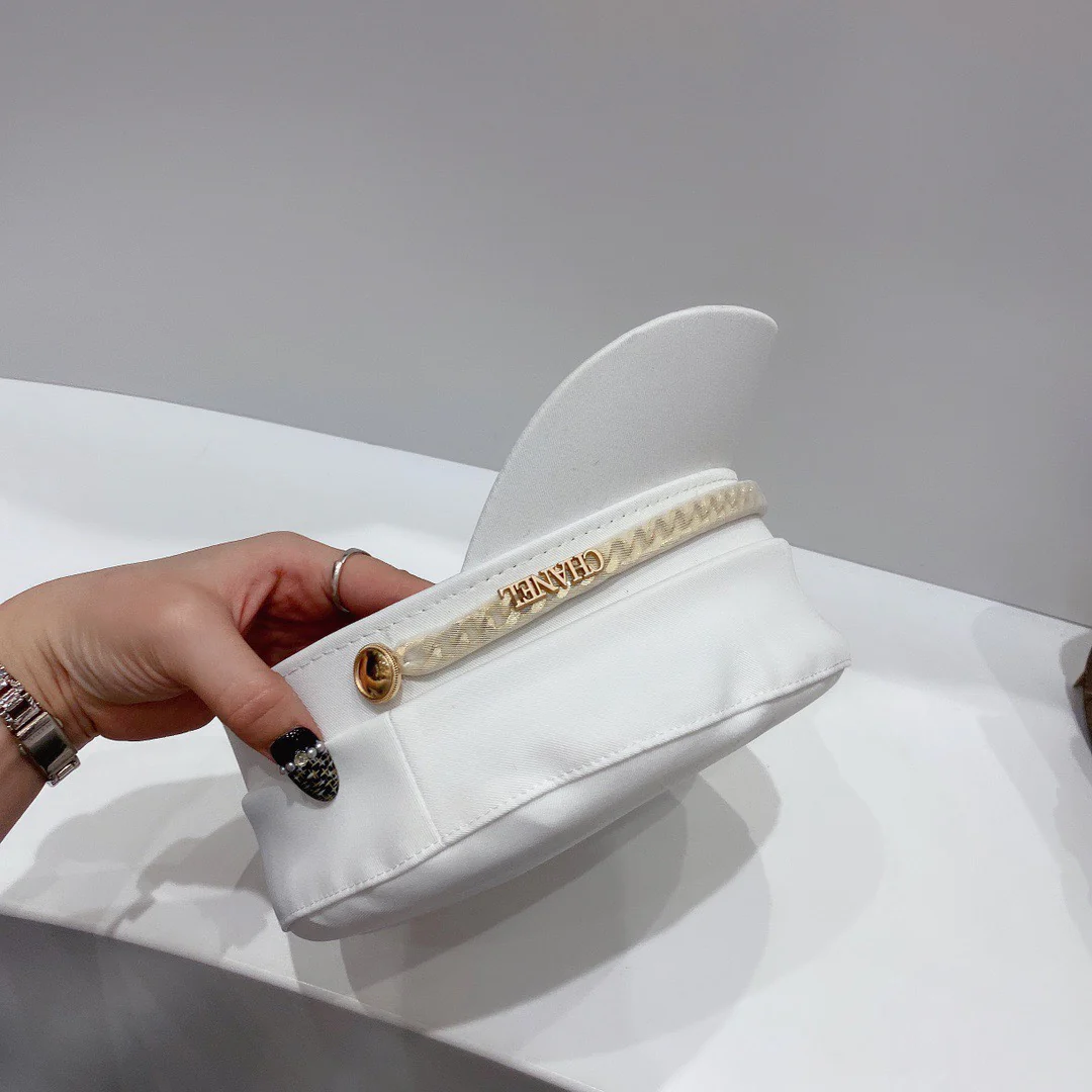 Chanel - Военная кепка - Белая