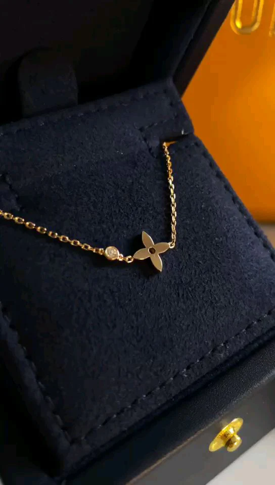 LV-Ожерелье 092