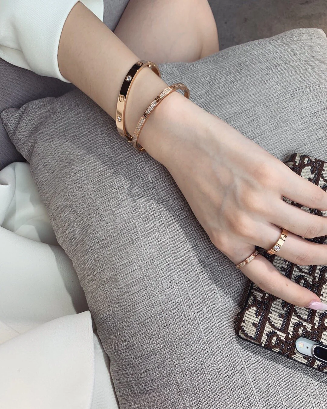 Кольцо Cartier Love Solitaire — розовое и белое золото