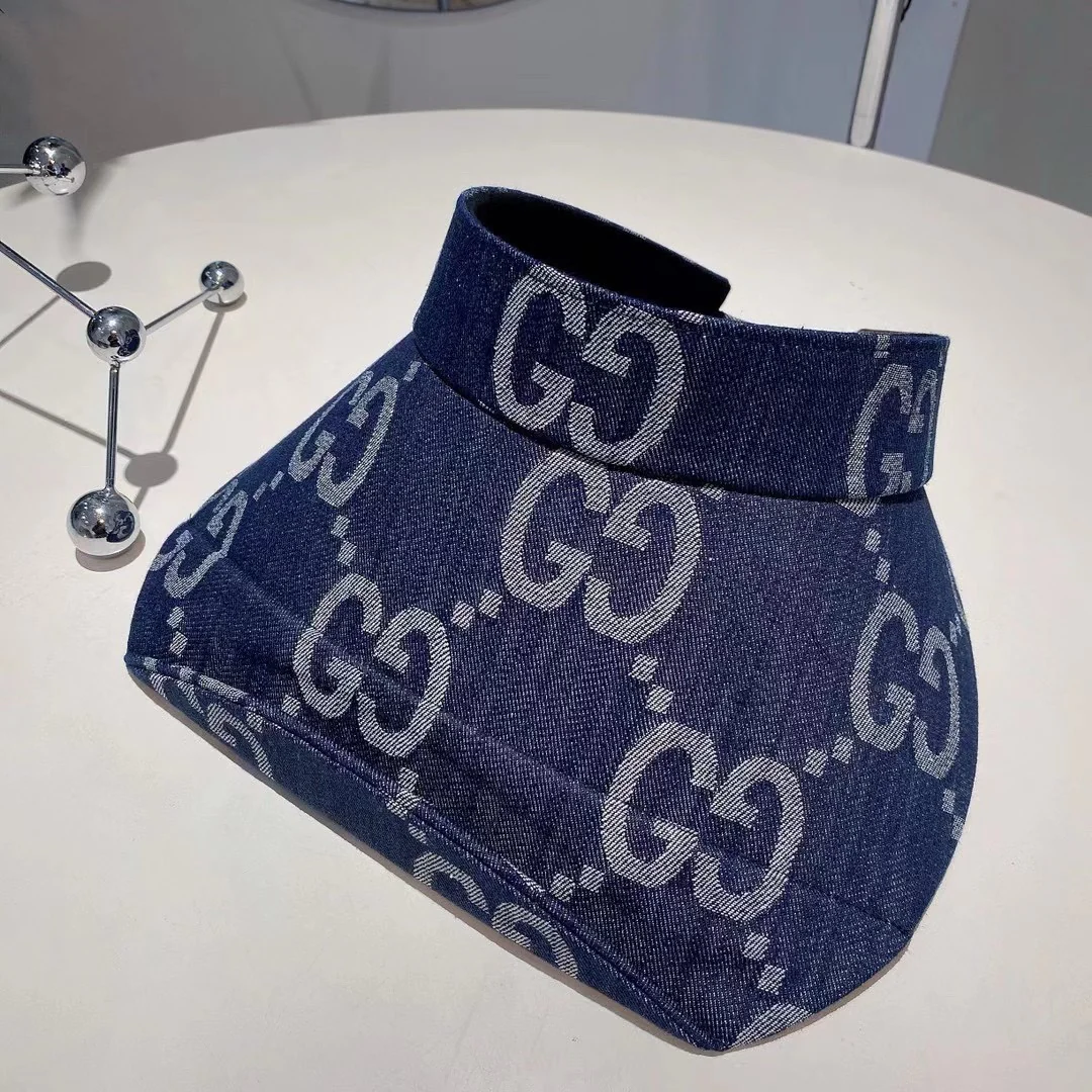 Gucci - Новая солнцезащитная шляпа с монограммой Double G