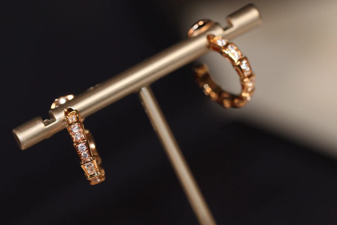 Серьги Bvlgari 024