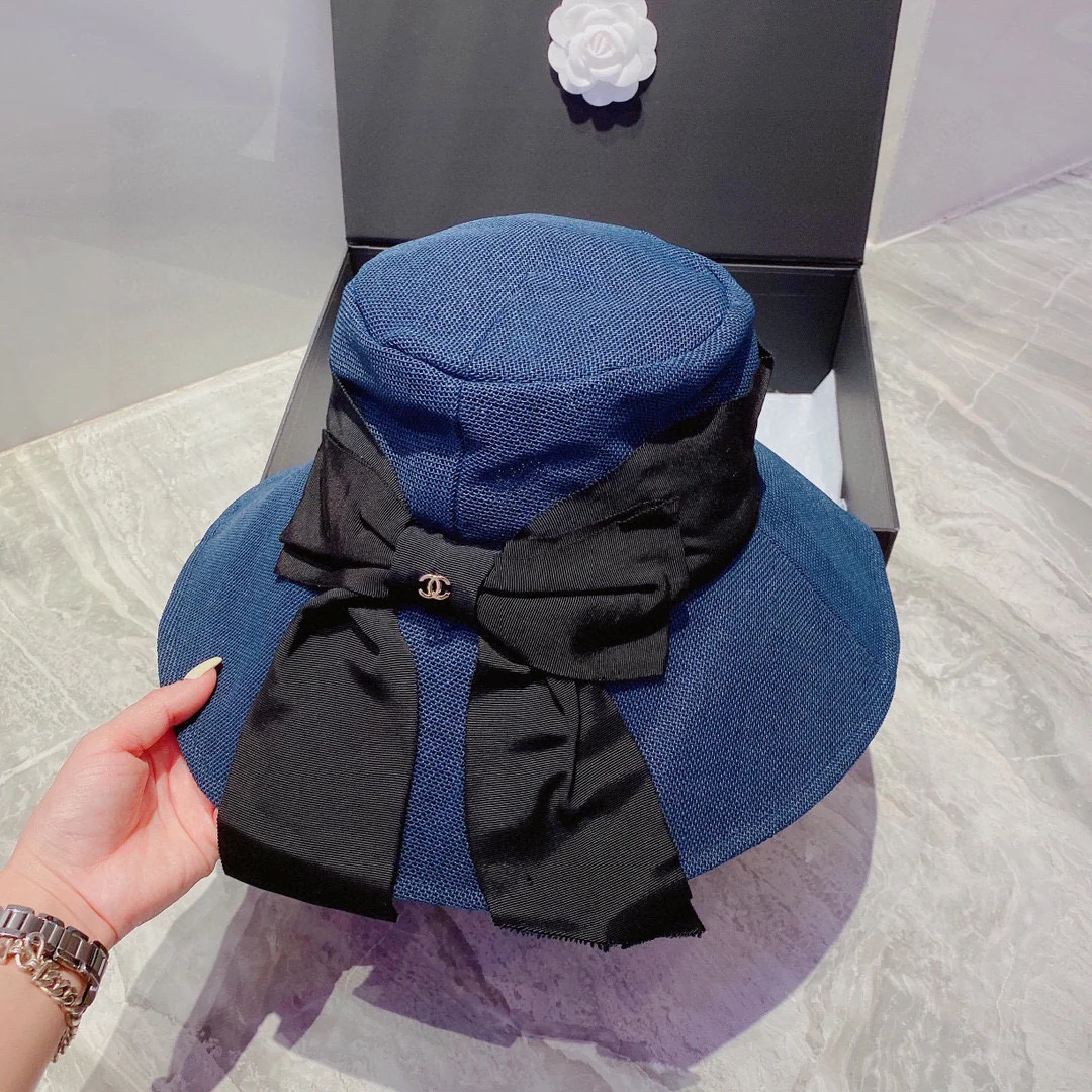 Chanel - Большая шляпа от солнца с бантом - 1