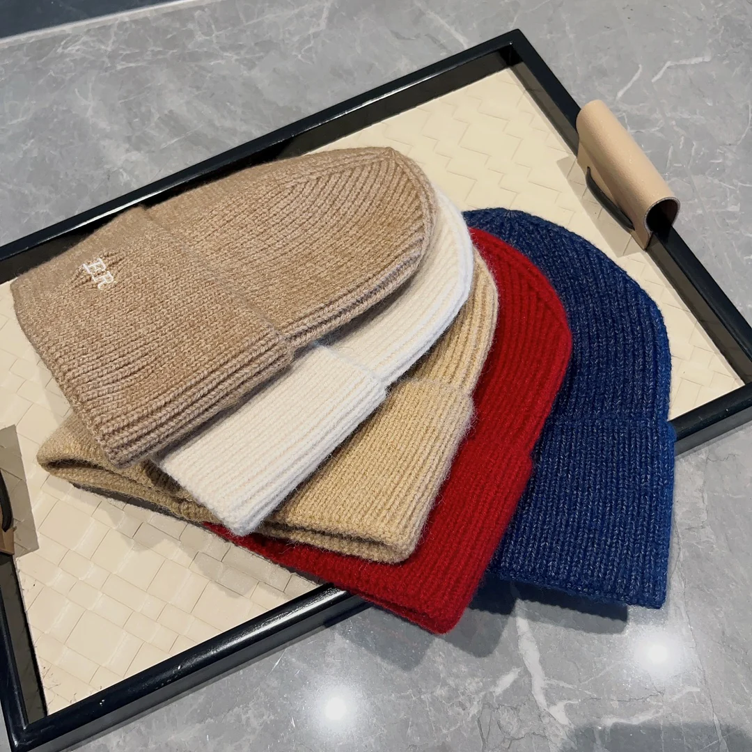 Burberry - Новая простая вязаная шапка-бини для осенне-зимнего сезона - красная