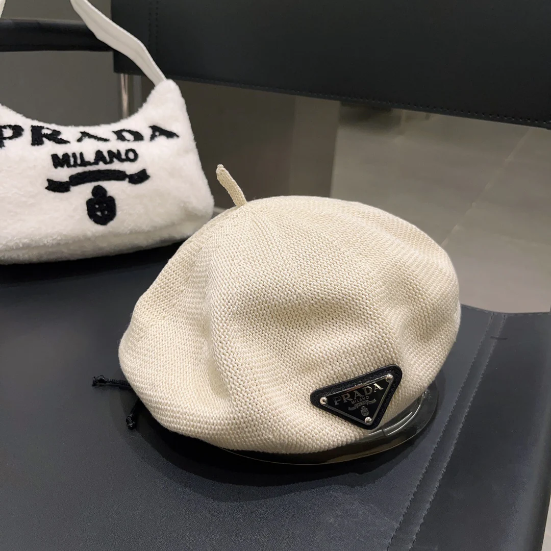 Prada - Вязаный берет - Белый
