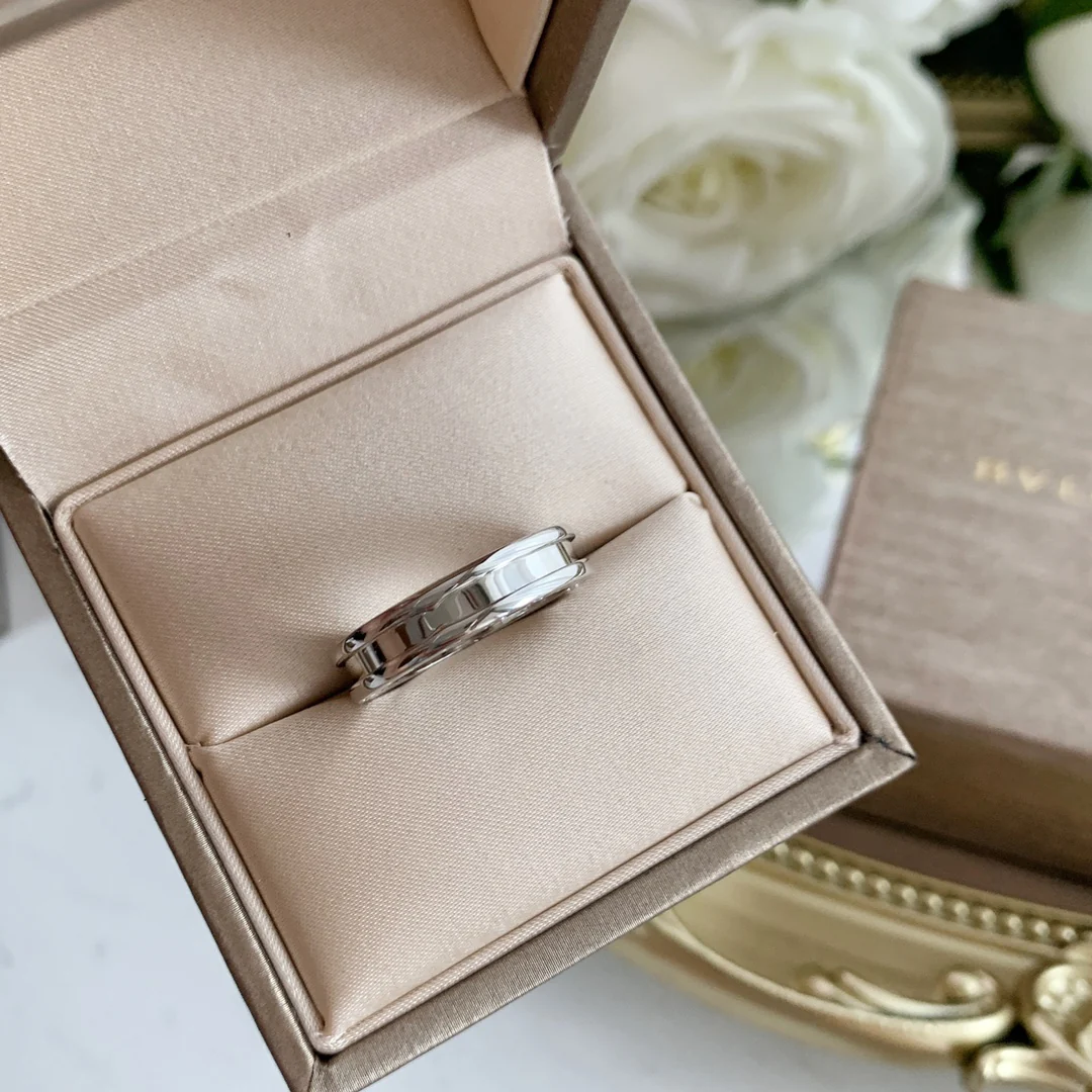 Кольцо Bvlgari 011