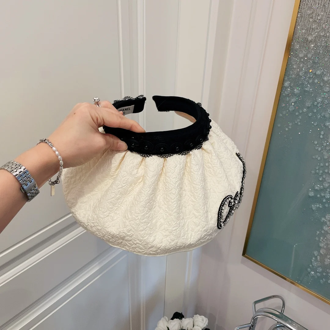 Chanel - Элегантная шляпа-ракушка в стиле французской светской львицы - Ткань, устойчивая к УФ-излучению - 1 шт.