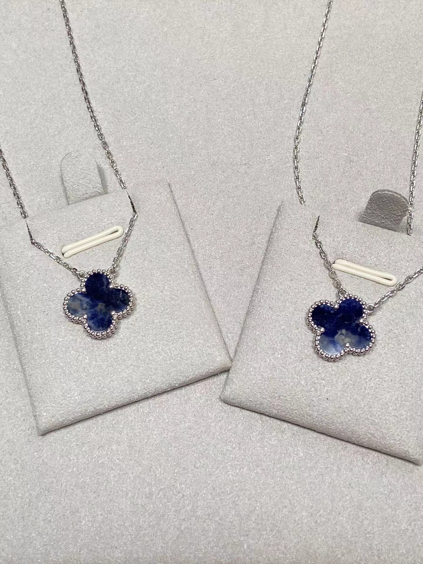 Van Ville - Колье 094