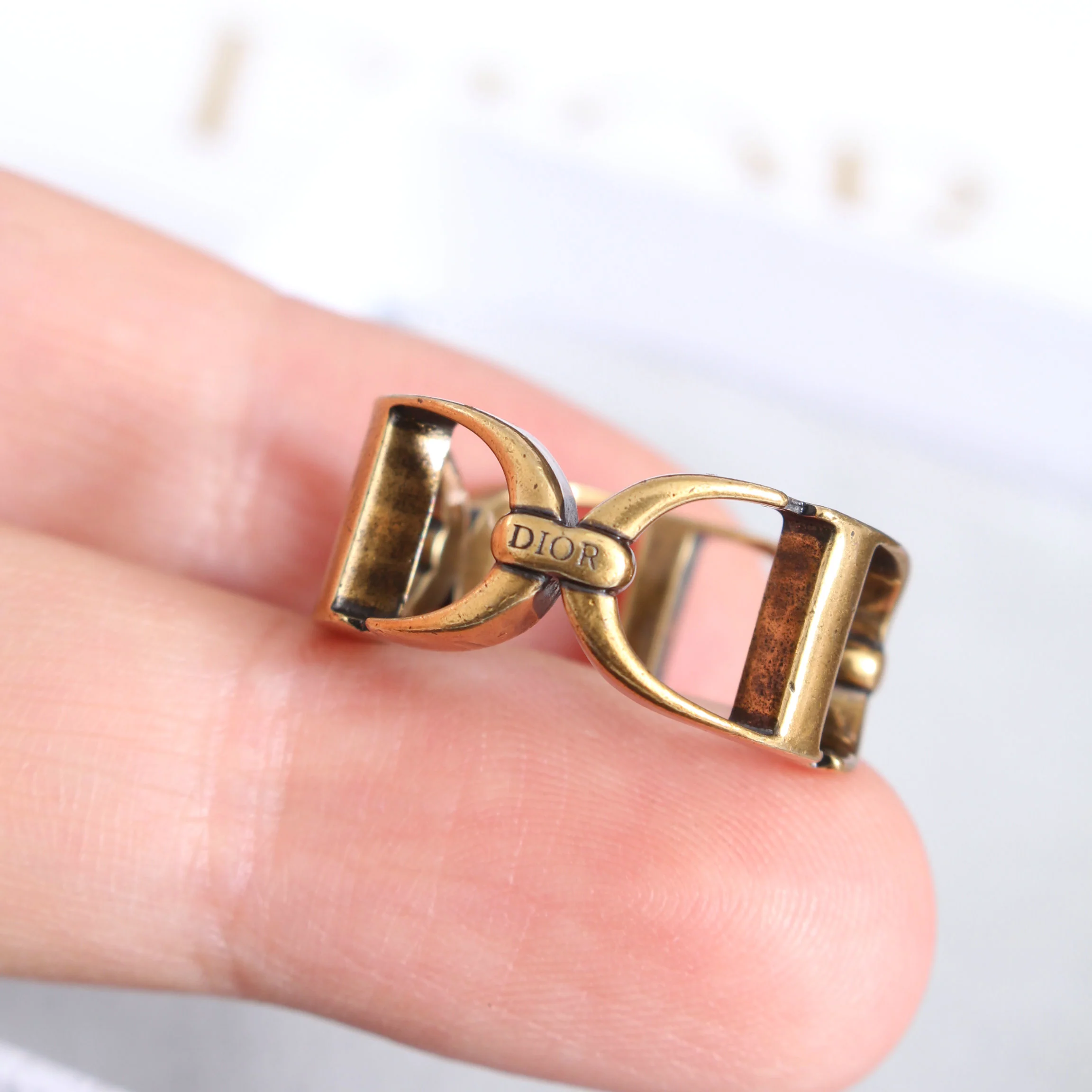 Кольцо Dior - 28