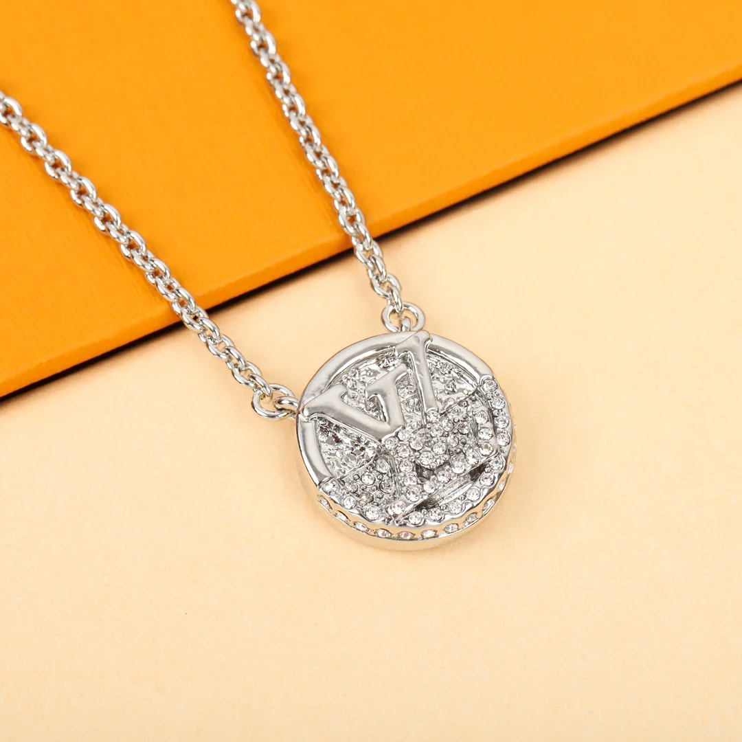 LV-Ожерелье 055