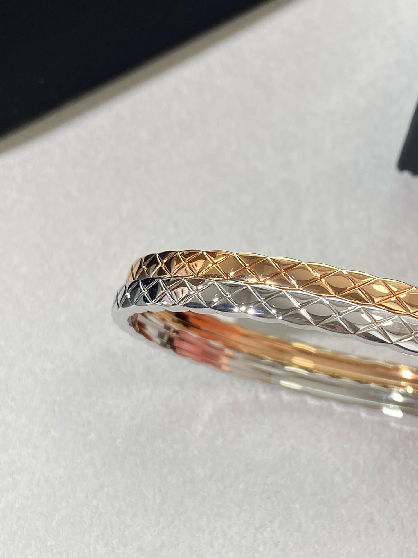 Браслет Chanel 111