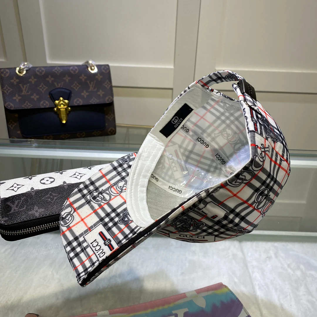 Бейсболка Gucci (та же модель, что продается в бутиках)