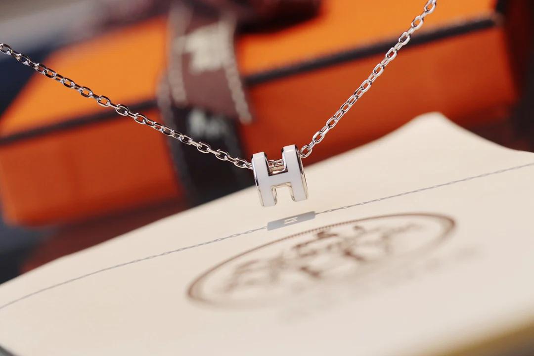 Колье Hermes 060